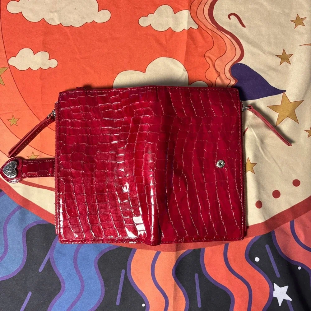 Brighton Red Croc Embossed Patent Leather Heart Bifold Wallet Zip Pocket Card